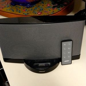 Bose speaker older Sounddock